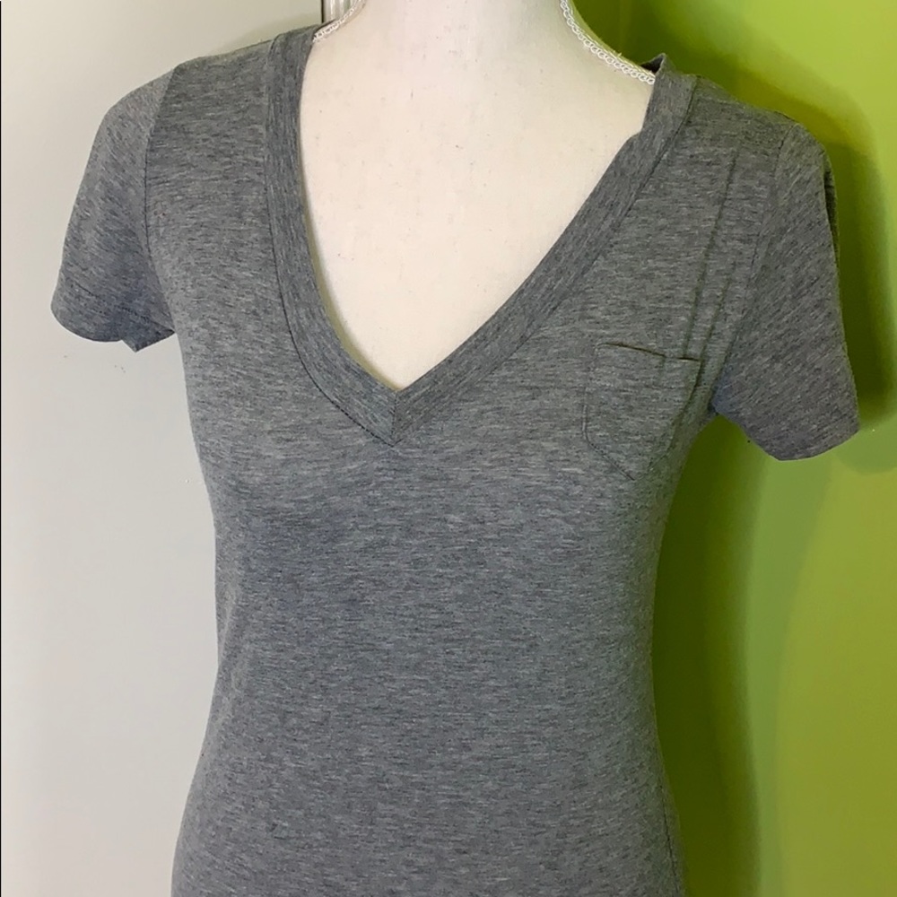 Basic gray tee - Picture 2 of 3